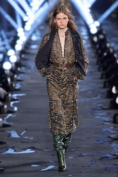 Look 35